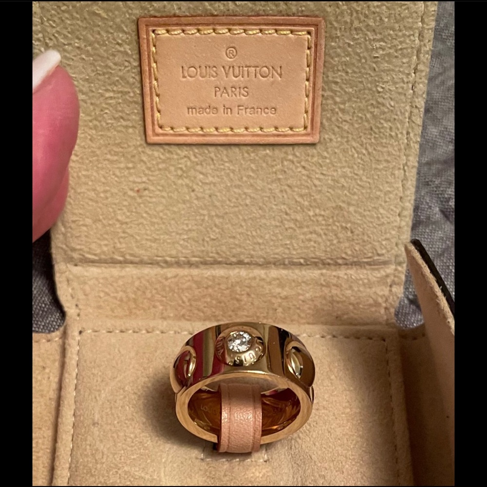 Authentic Louis Vuitton Large Clous 18k Yellow Gold & Diamond Ring